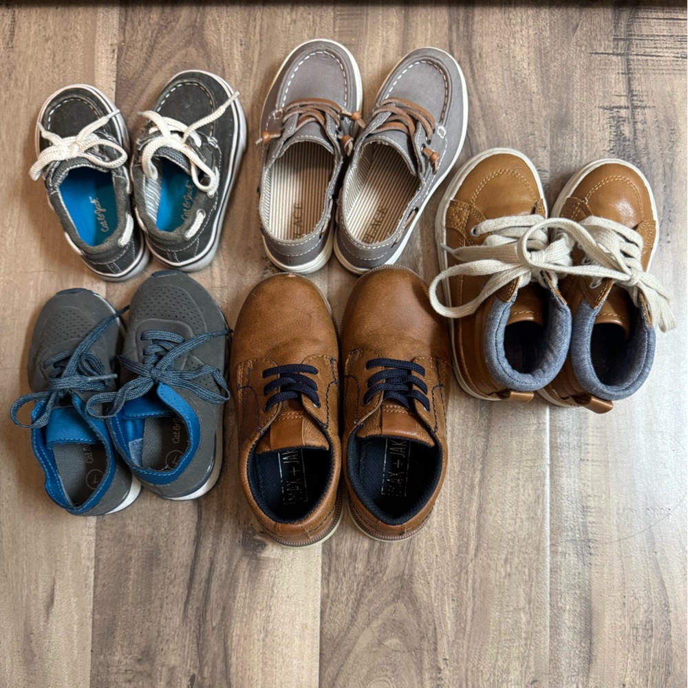 🚫SOLD 🚫5 pairs of boys shoes